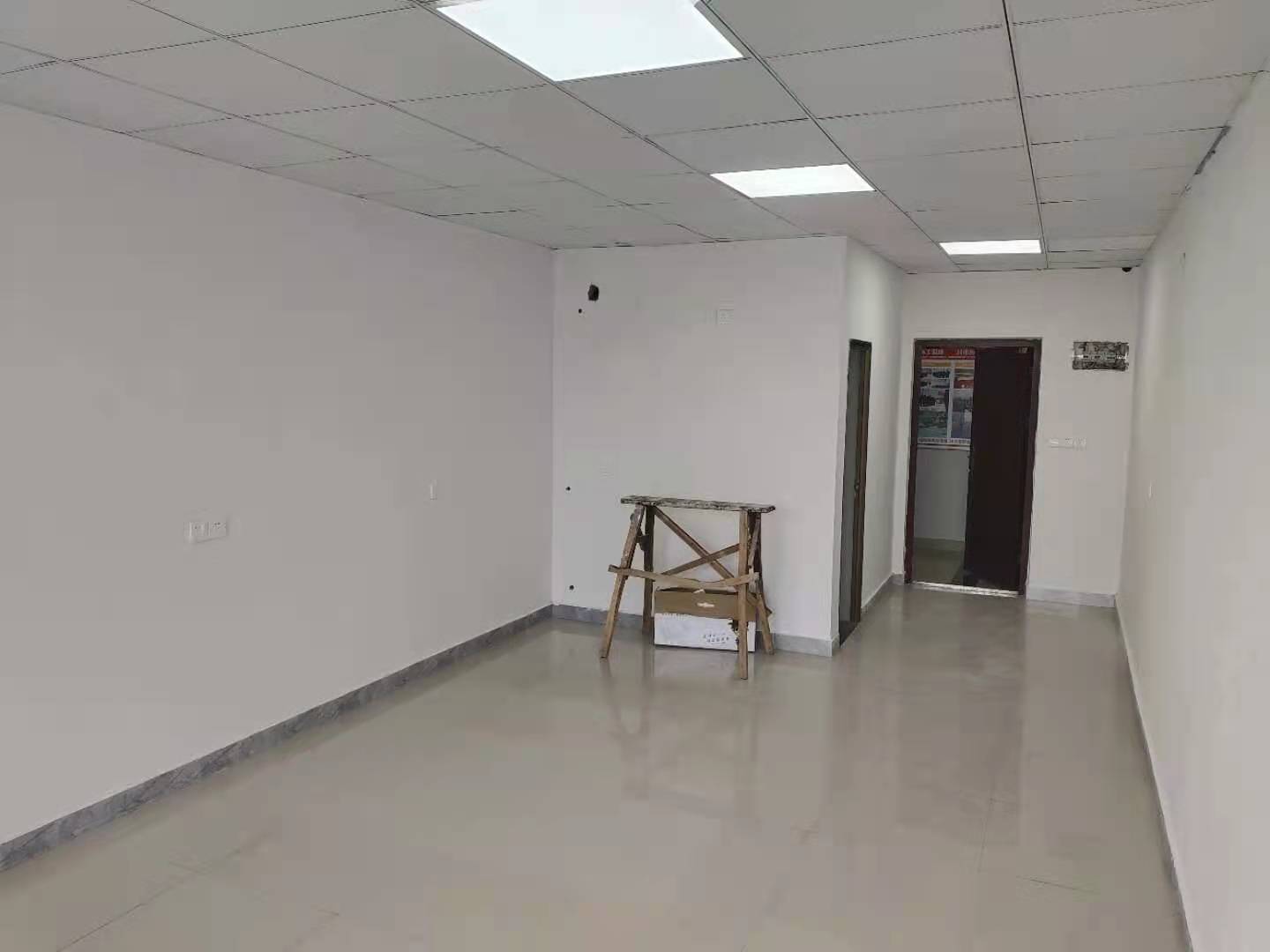  电子商务大厦（租售中）