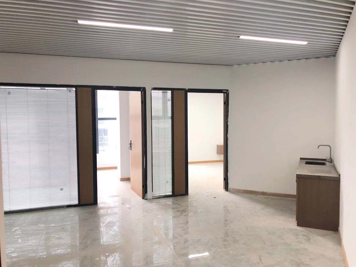 建设大厦（租售中）
