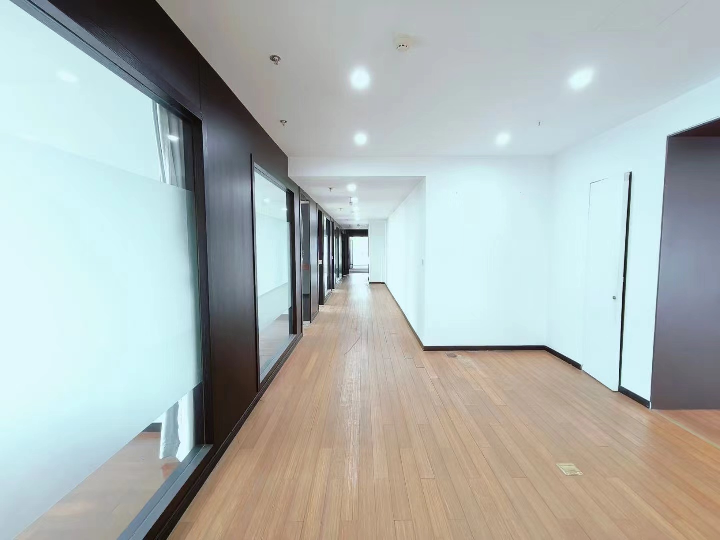  新世纪商务大厦